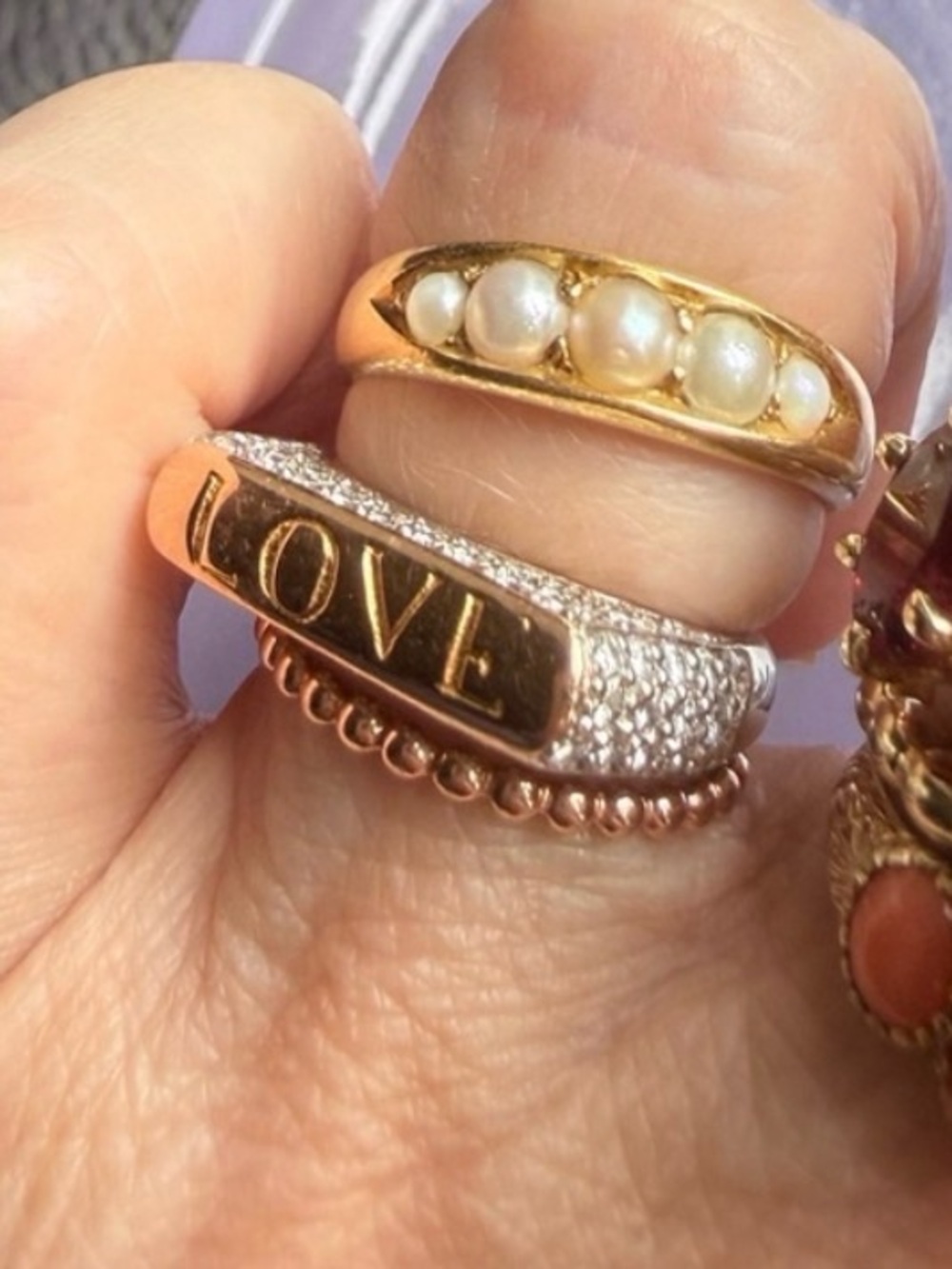 Vintage 18K Gold Pearl Five-Stone Ring - Classic White Pearl Band